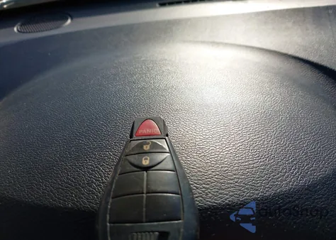 2013 Dodge Grand Caravan Sxt из США, поврежденный, VIN 2C4RDGCG1DR523746